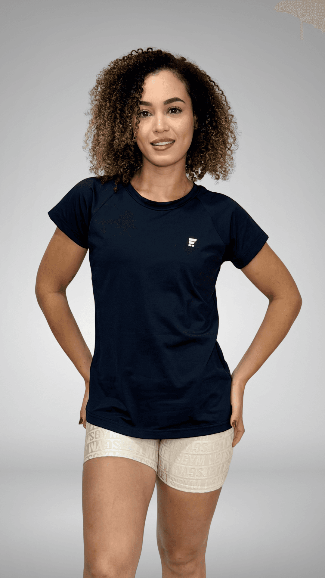 Camiseta com Proteção UV Feminina Preta